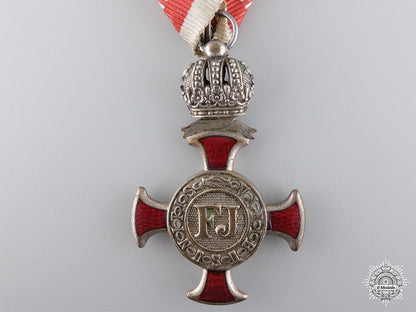an_austrian_silver_cross_of_merit_with_crown&_decoration_22.jpg547a181dc9b41