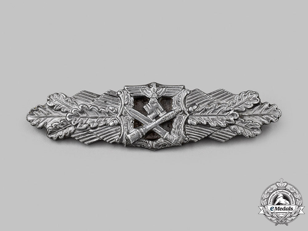 germany,_wehrmacht._a_close_combat_clasp,_silver_grade,_by_rudolf_souval_22_m21_mnc2168