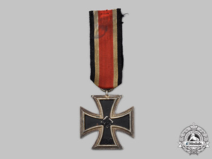 germany,_wehrmacht._a1939_iron_cross_ii_class,_by_franz_petzl_22_m21_mnc5729