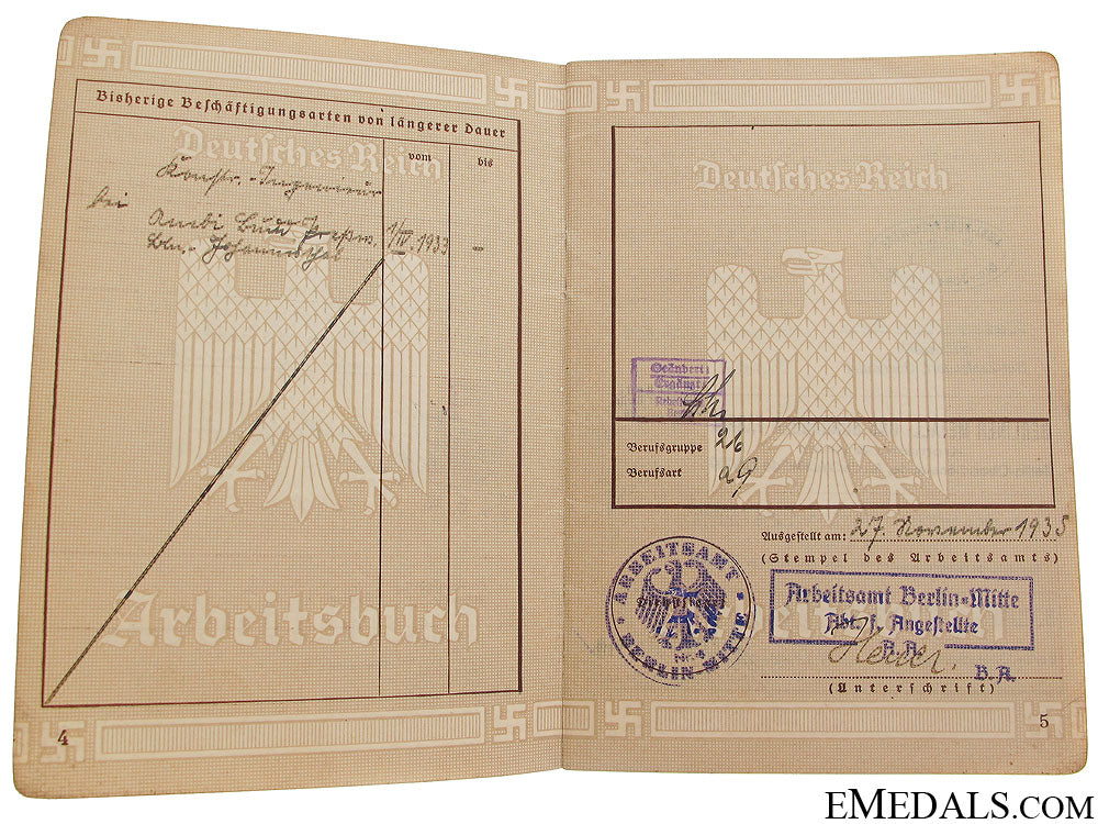 group_of_three_german_id&_booklets_230.jpg51978fd36cd91
