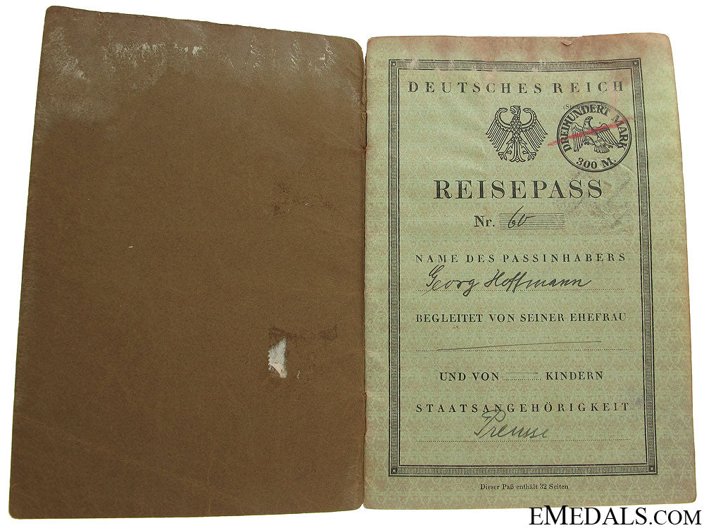 group_of_three_german_id&_booklets_235.jpg51978fede4441