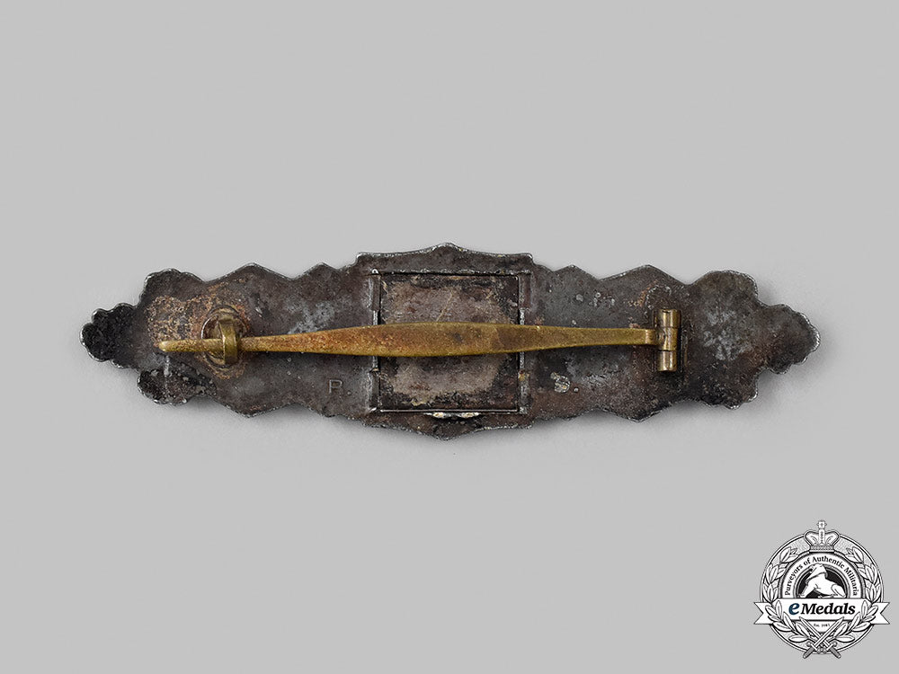 germany,_wehrmacht._a_close_combat_clasp,_silver_grade,_by_rudolf_souval_23_m21_mnc2169