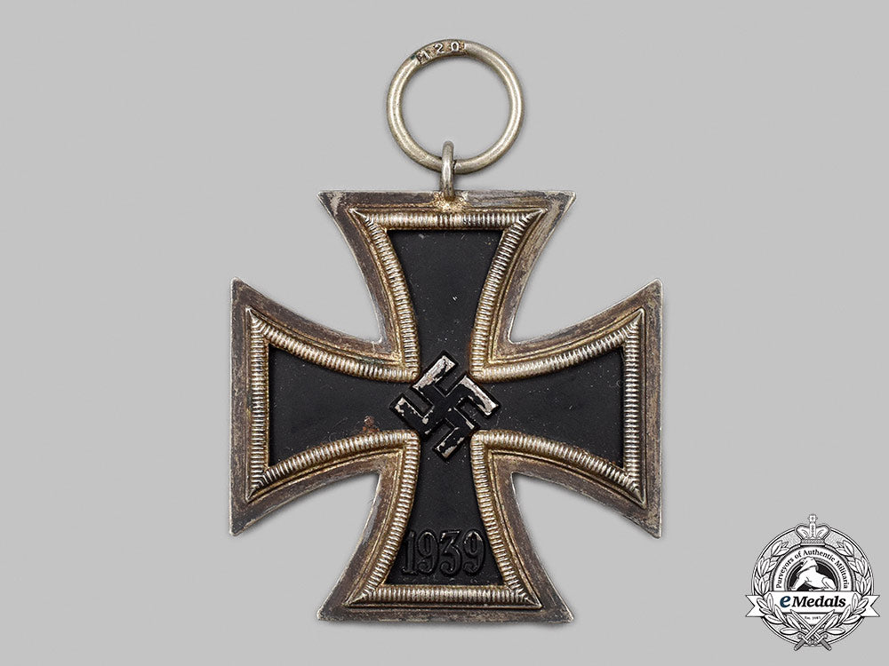 germany,_wehrmacht._a1939_iron_cross_ii_class,_by_franz_petzl_23_m21_mnc5730