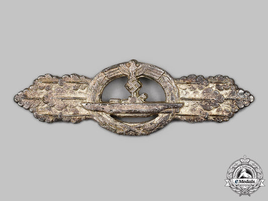 germany,_kriegsmarine._a_u-_boat_clasp,_silver_grade,_by_schwerin_23_m21_mnc7759_1
