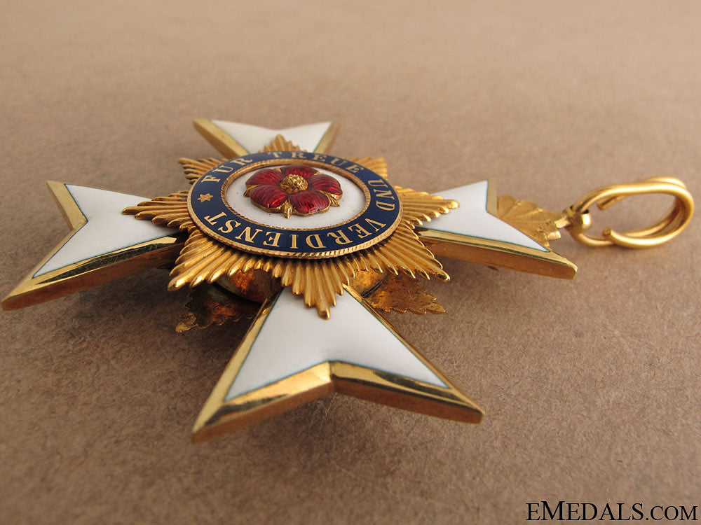 order_of_merit„¢¤2_nd._class_cross_in_gold_24.jpg5138cbd82d6e7