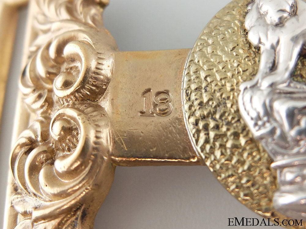 a_victorian_queen's_own_regiment_officer's_buckle_24.jpg5391f50298c70