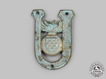 tia,_independent_state._an_enamelled_croatian_ustasha_badge_24_m21_mnc1056