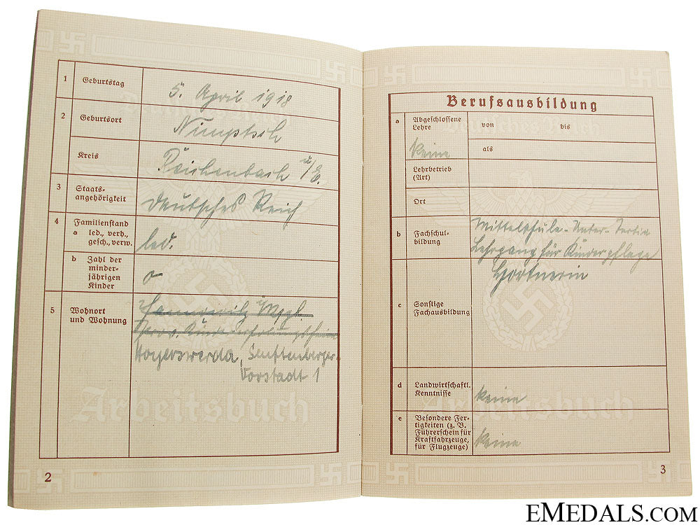 three_third_reich_id_documents_252.jpg5197918460792