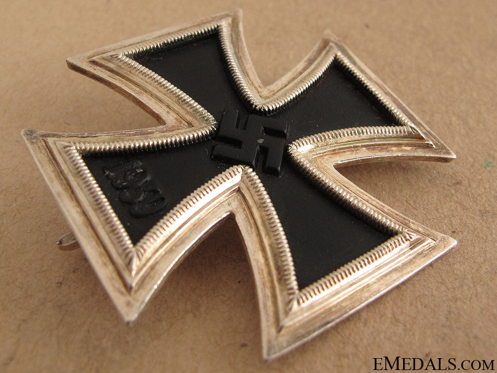 iron_cross_first_class1939-_mint_25.jpg5197c0beb8fc4