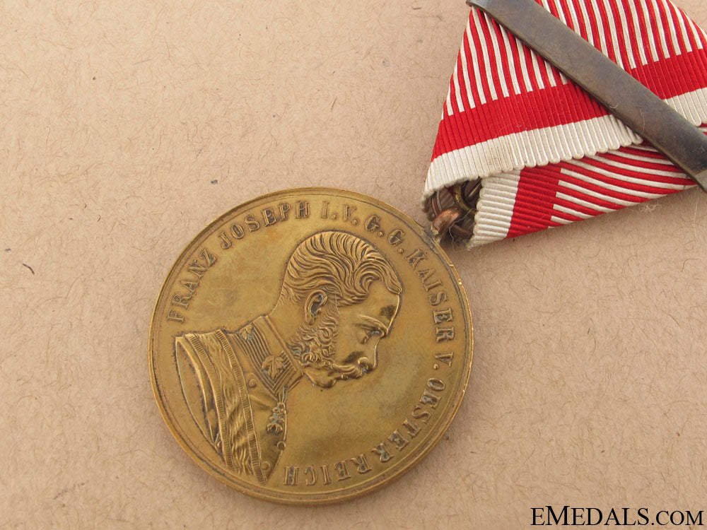 golden_bravery_medal–1920’_s_25.jpg50783b4f8287f