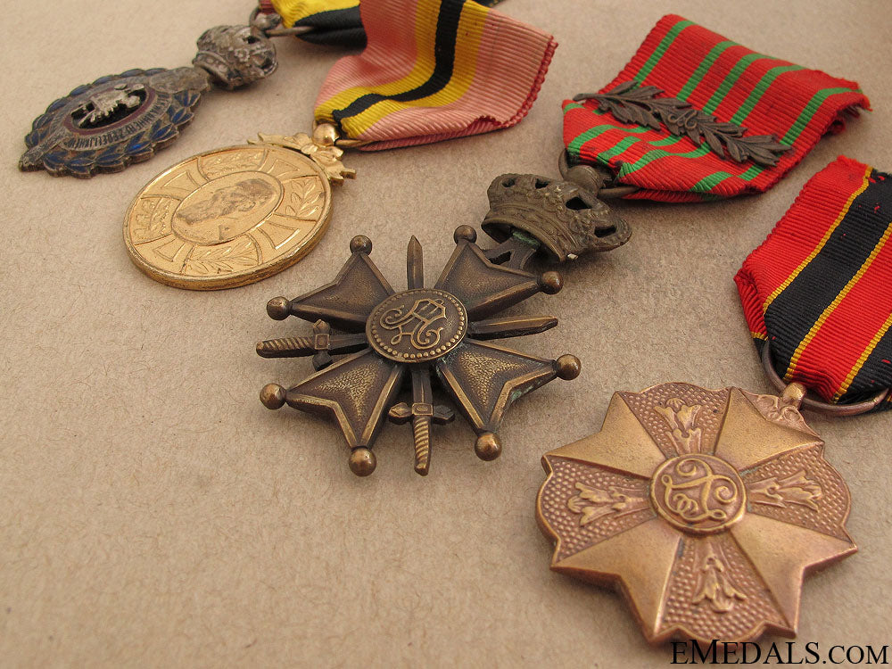 four_belgian_awards_and_decorations_25.jpg51d6e956e273a