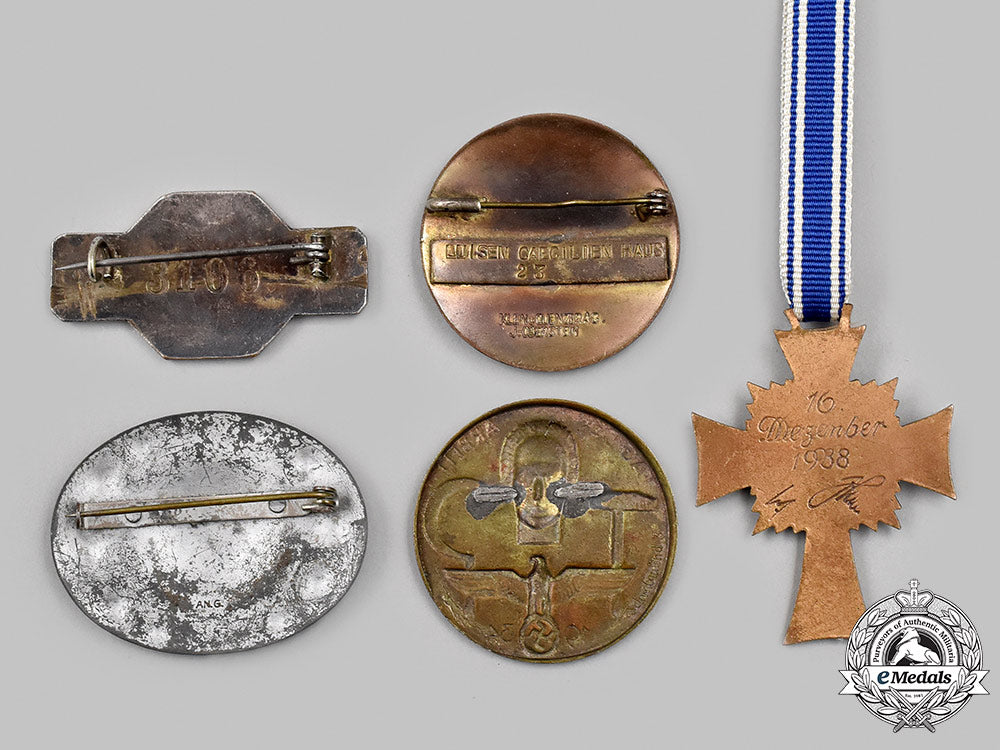 germany,_third_reich._a_mixed_lot_of_badges_25_m21_mnc0664_1_3