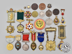 Canada, United Kingdom. A Lot Of Twenty-Five Masonic And Fraternal Organizations Badges And Tokens