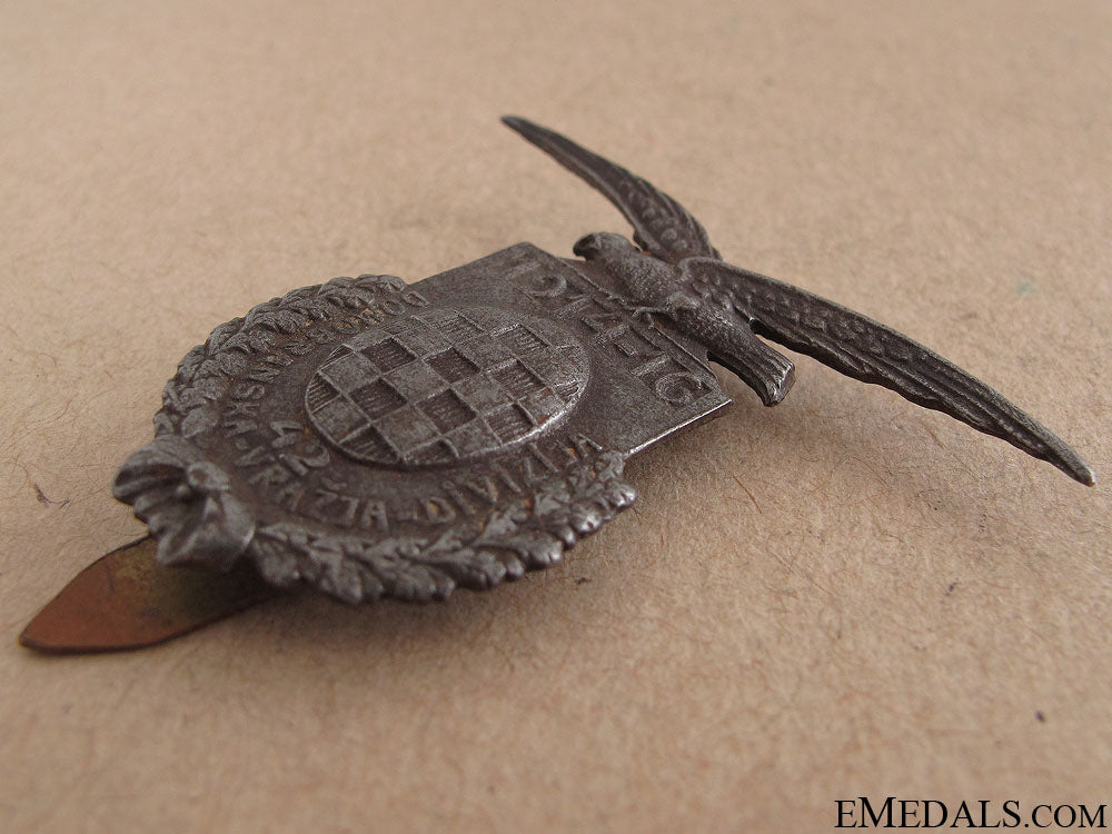 wwi_devil’s_division_cap_badge_26.jpg51a3af0c23de4