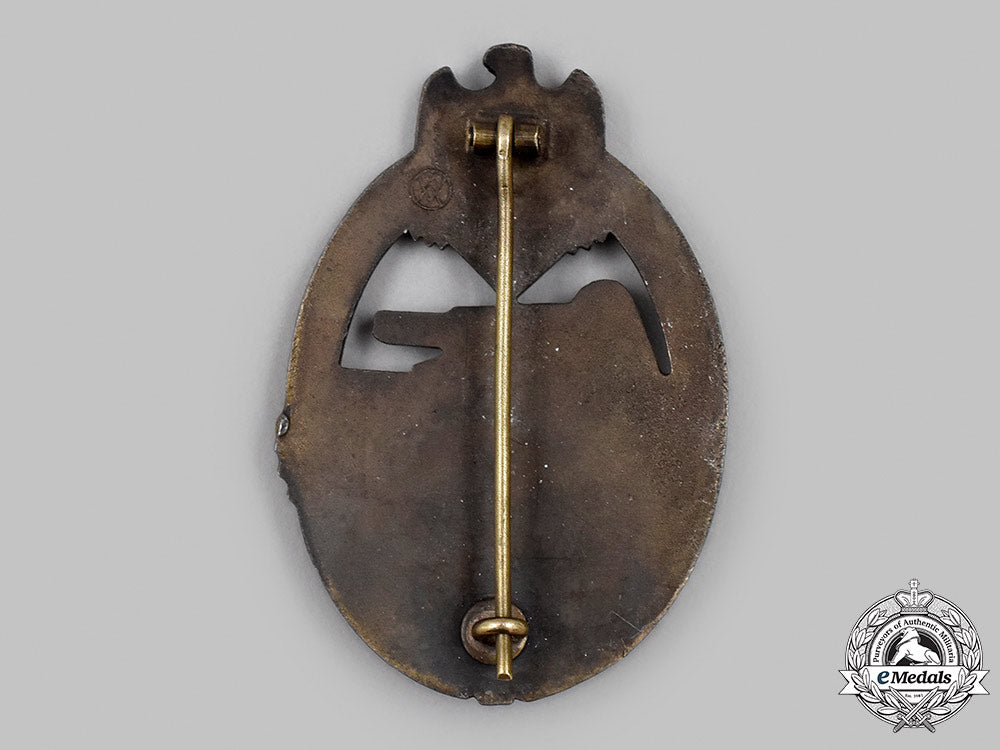 germany,_wehrmacht._a_panzer_assault_badge,_bronze_grade,_by_karl_wurster_26_m21_mnc0561