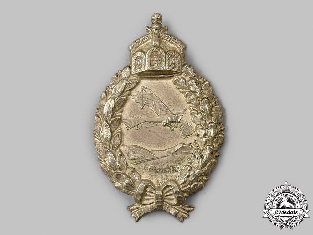 germany,_luftstreitkräfte._a_pilot’s_badge,_with_flight_helmet_and_photo_album,_to_wilhelm_wagner_26_m21_mnc0836_1