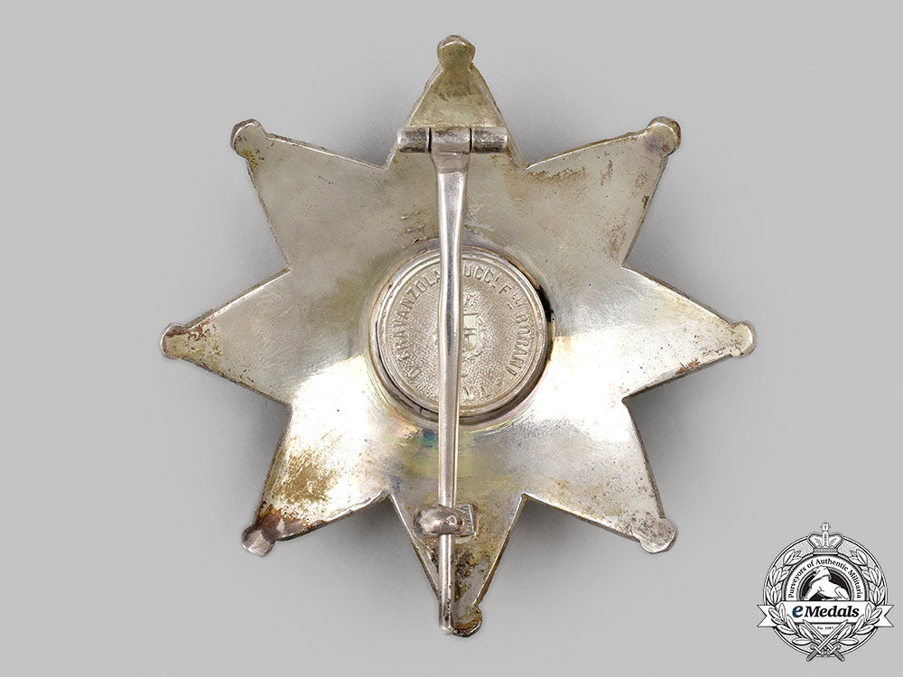 italy,_kingdom._an_order_of_the_crown,_grand_officer_in_gold,_cased_27_m21_mnc1745_1