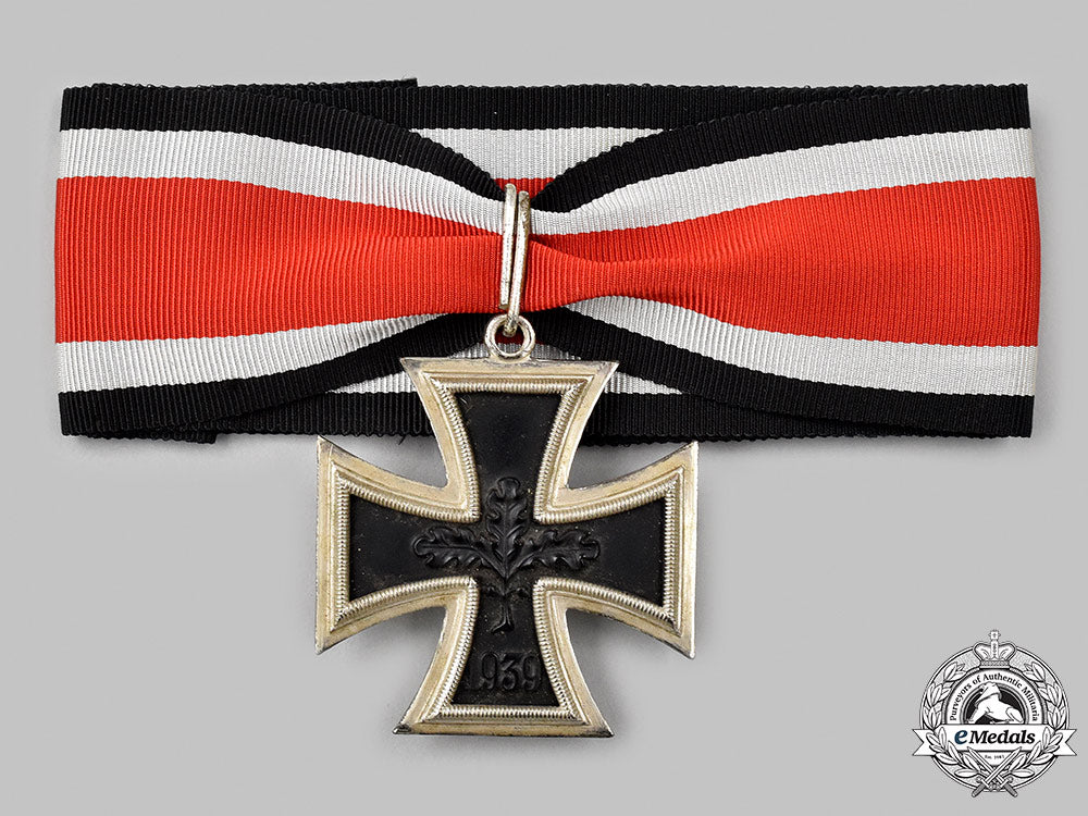 germany,_federal_republic._a_knight’s_cross_of_the_iron_cross,_with_case,1957_version_27_m21_mnc2280