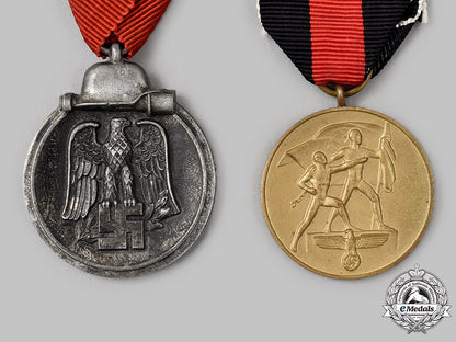 germany,_wehrmacht._a_pair_of_medals_27_m21_mnc2879