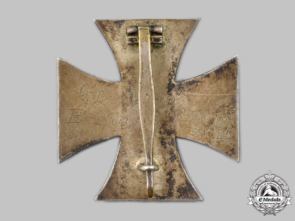 germany,_wehrmacht._a1939_iron_cross_i_class,_owner-_attributed_example,_with_case_27_m21_mnc5538
