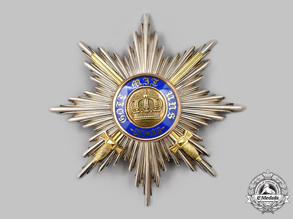 prussia,_kingdom._an_order_of_the_crown,_i_class_set_with_swords_in_gold,_by_neuhaus&_sohn,_c.1914_27_m21_mnc5968_1_1