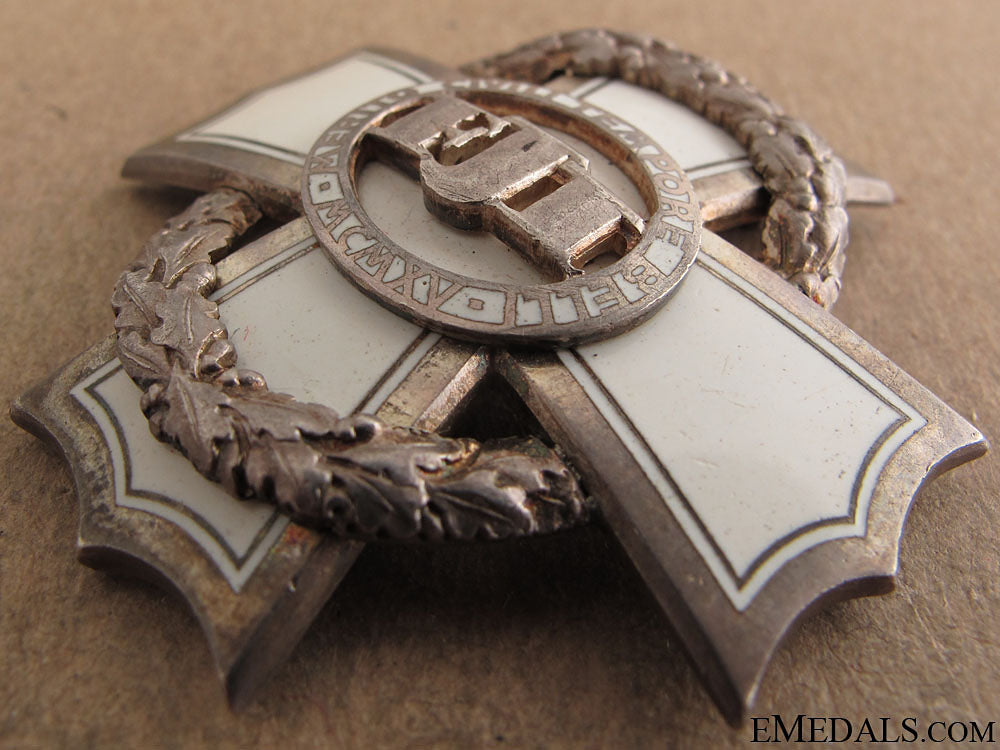 war_cross_for_civil_merit_29.jpg51360507beb73