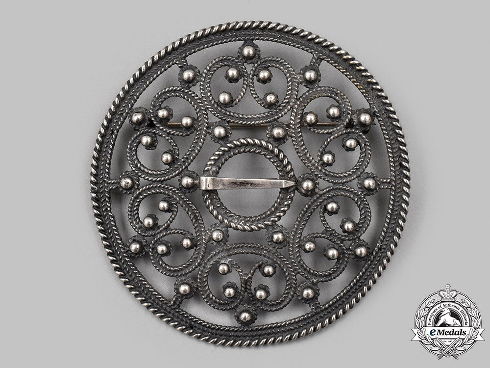 germany,_third_reich._a_silver_germanic_folk_art_brooch,_with_case,_by_gahr_29_m21_mnc3119_1