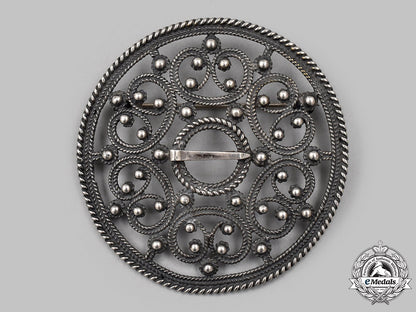 germany,_third_reich._a_silver_germanic_folk_art_brooch,_with_case,_by_gahr_29_m21_mnc3119_1