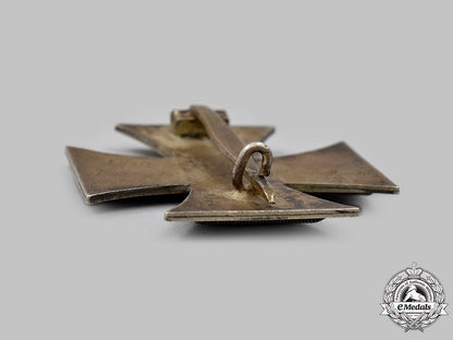 germany,_wehrmacht._a1939_iron_cross_i_class,_owner-_attributed_example,_with_case_29_m21_mnc5540