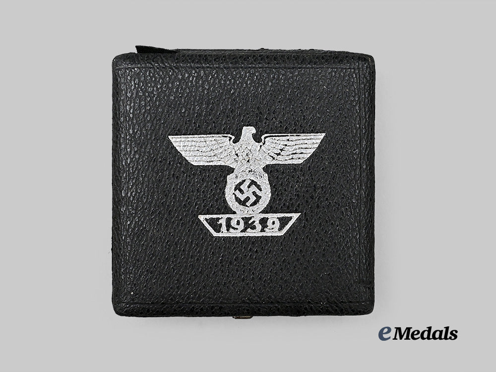 germany,_wehrmacht._a1939_clasp_to_the_iron_cross_i_class,_with_case,_by_eugen_schmidhäussler_e_medals__g61757_2