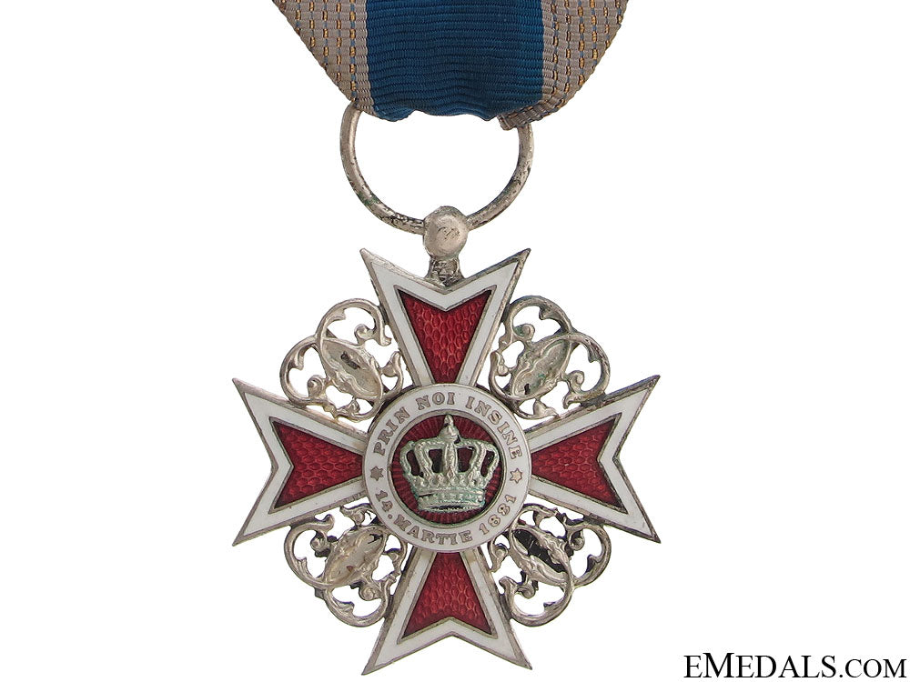 order_of_the_crown_2.jpg518be1782d46c