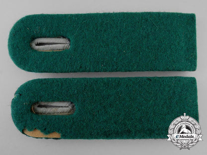 an_armed_forces_paymaster_official_for_the_duration_of_the_war(_beamter_auf_kriegsdauer)_shoulder_board_pair_2_5