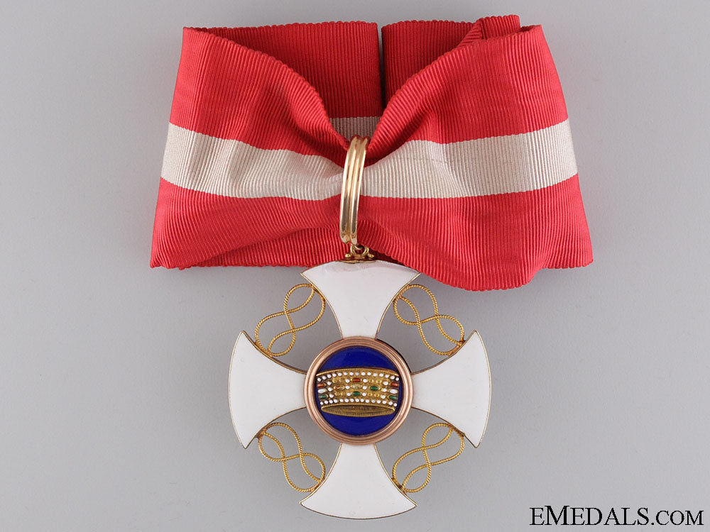 an_italian_order_of_the_crown_of_italy_in_gold;_commander_2.jpg543d626f603a7