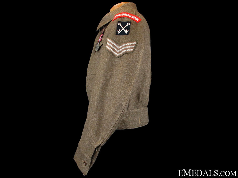 wwii_royal_northumberland_fusiliers_battledress1945_2.jpg5140a3b54ba07