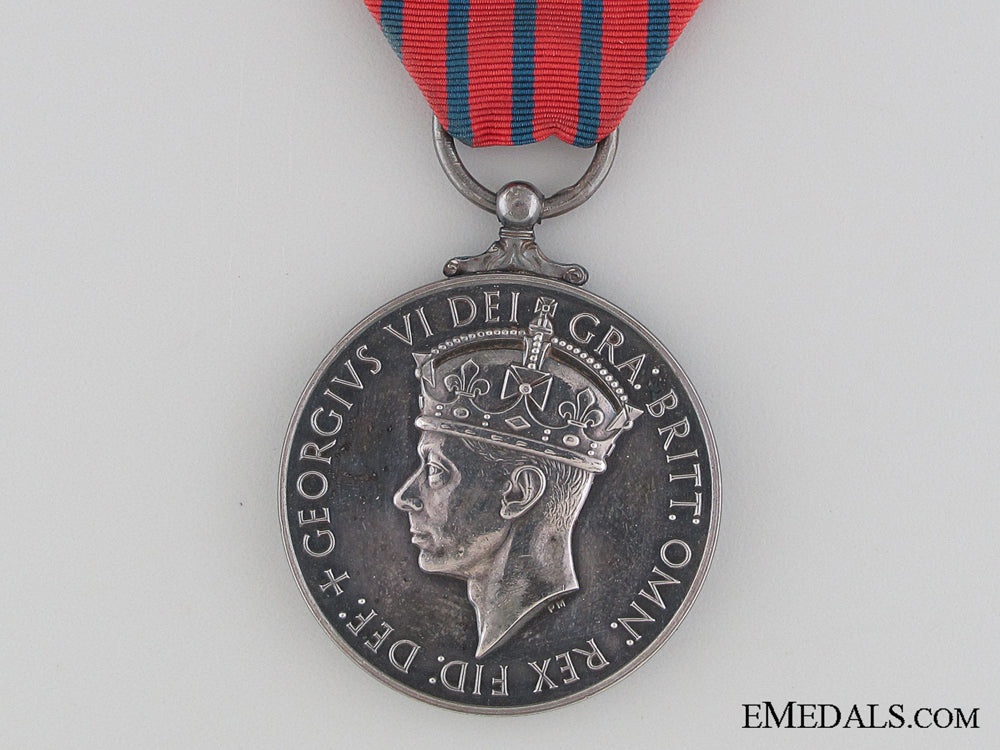 the_george_medal_for_railway_heroism_2.jpg52dd64e272575