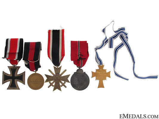 five_german_wwii_awards_2.jpg5107f731e2e64