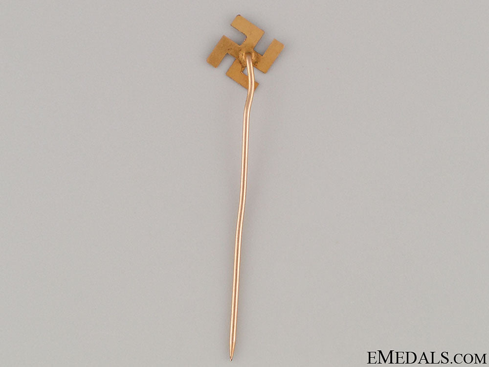 gold_swastika_pin_2.jpg524476511c6c9