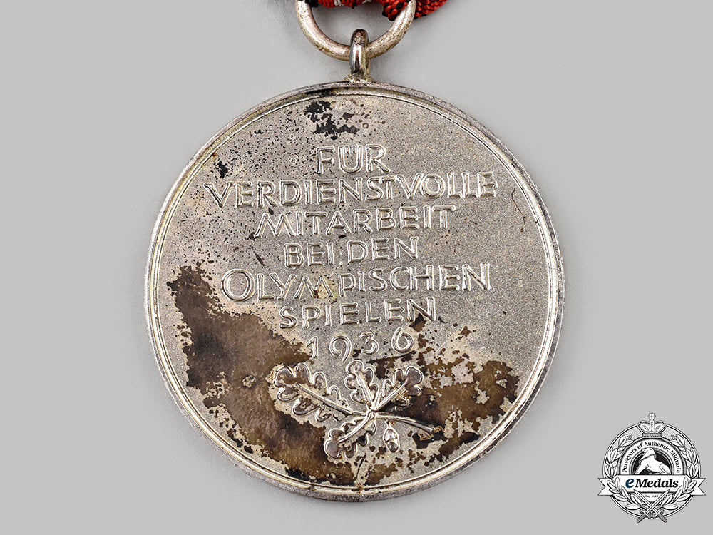 germany,_third_reich._a_german_olympic_games_commemorative_medal,_with_case_303_m21_mnc0416