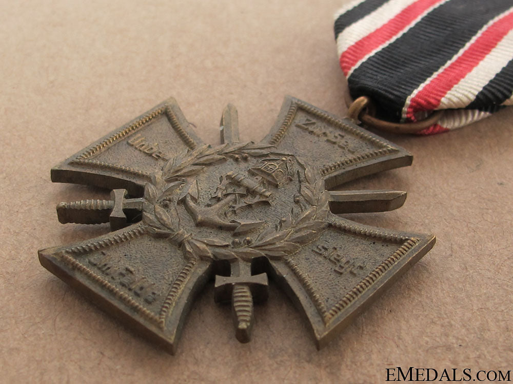 marine-_korps_commemorative_cross_30.jpg5107d1419d7f5