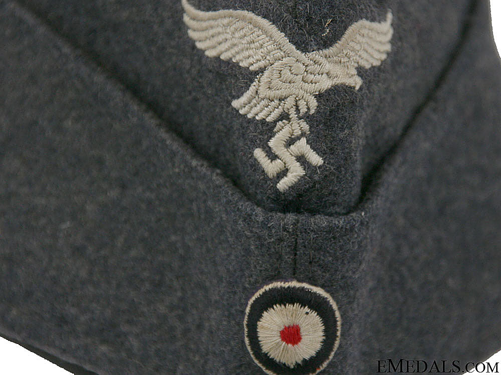a1942_dated_luftwaffe_em/_nco's_overseas_cap_31.jpg508a9557511a0