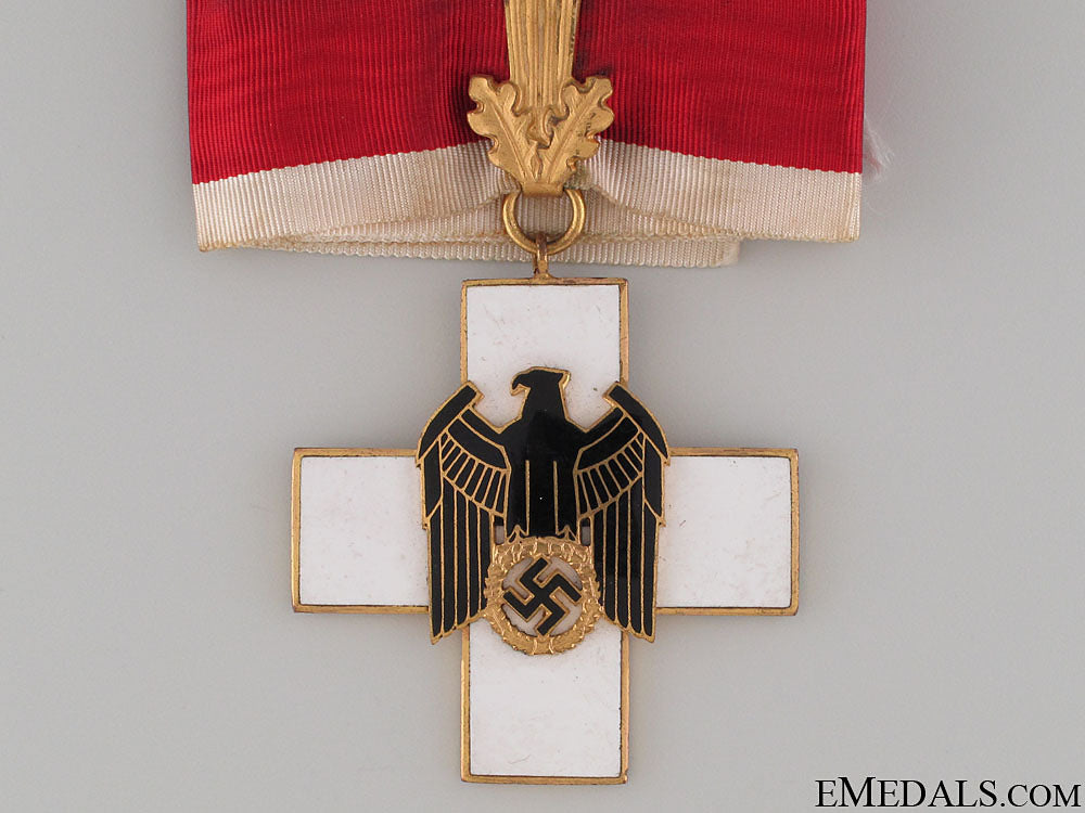 german_social_welfare_decoration-_first_class_32.jpg52444e9b98b3f