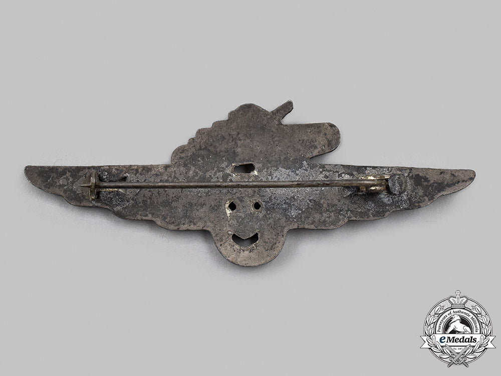 croatia,_independent_state._a_rare_tank_units_insignia,_type_i_with_photograph_33_m21_mnc4764_1_1