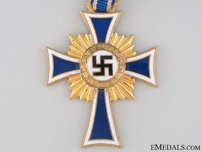 mother's_cross-_gold_grade&_cased_34.jpg52cc4b0769b31