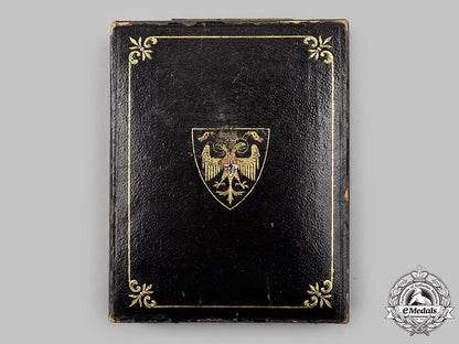 austria-_hungary,_imperial._a_viennese_citizens_association_membership_badge,_with_case,_by_reinemer&_spiegel_34_m21_mnc0670_1