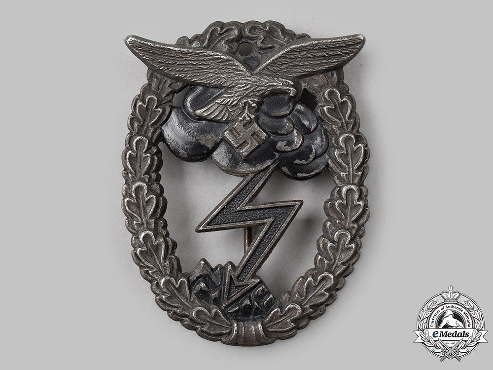 germany,_luftwaffe._a_ground_assault_badge_34_m21_mnc3263