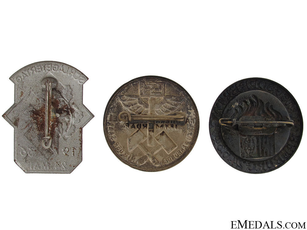 three_german_tinnies&_badges_35.jpg51a77aa85d99d