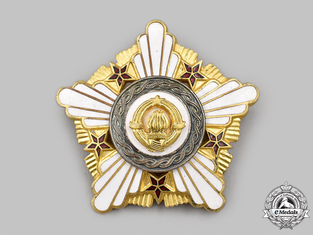 yugoslavia,_socialist_federal_republic._an_order_of_the_republic,_ii_class_with_silver_wreath,_c.1990_35_m21_mnc3989_1