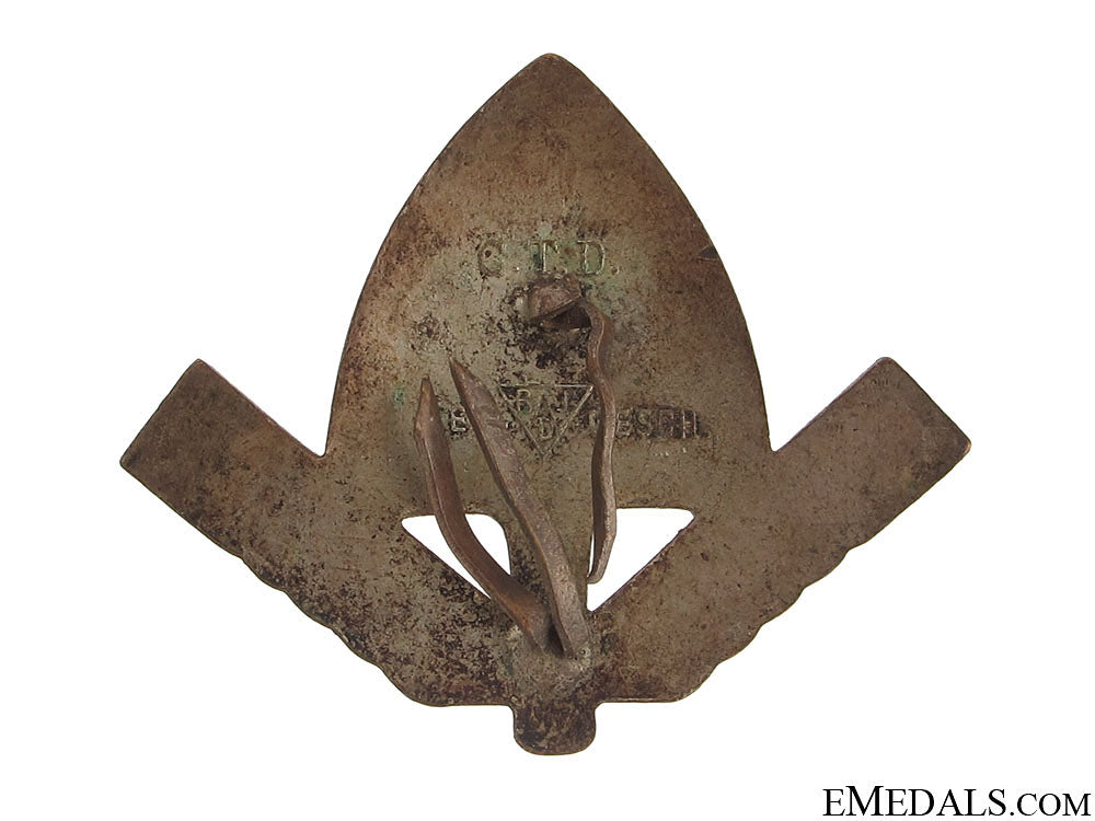 rad_cap_badge_36.jpg5163110846bfd