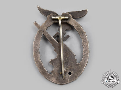 germany,_luftwaffe._a_flak_badge,_by_c.e._juncker_36_m21_mnc5041