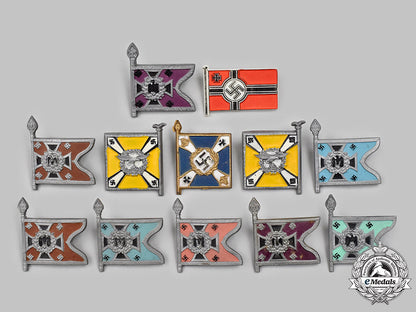 germany,_third_reich._a_lot_of_winterhilfswerk_wehrmacht_standard_donation_badges_36_m21_mnc7219